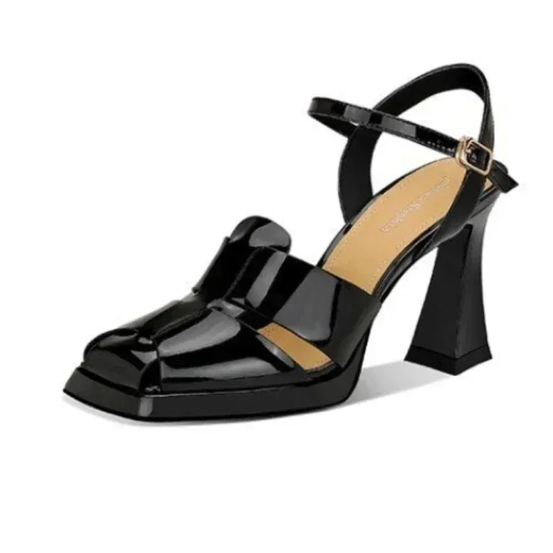 Sandales romaines noires à talon – brides croisées élégantes