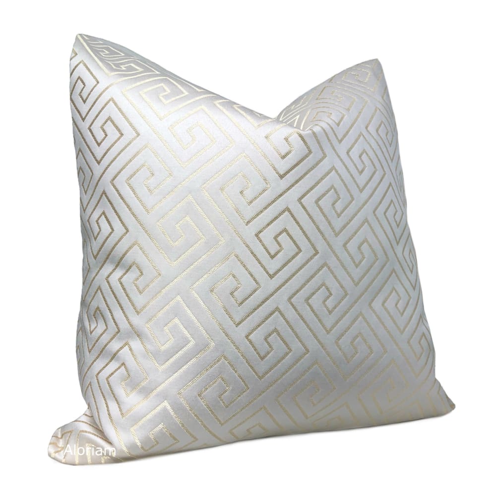 Housse de coussin à clé grecque – Blanc et doré