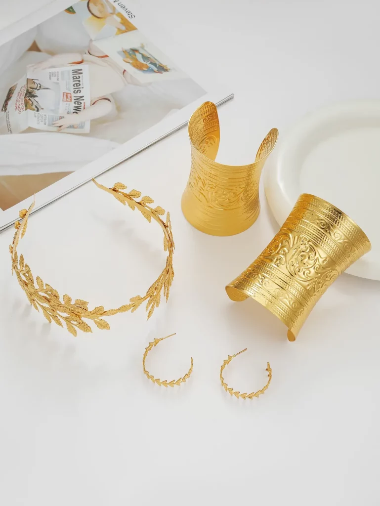 Parure grecque dorée – couronne de laurier, bracelet et boucles