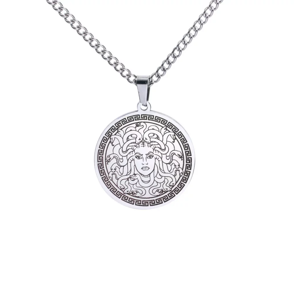 Collier Méduse grecque argenté – pendentif Gorgone