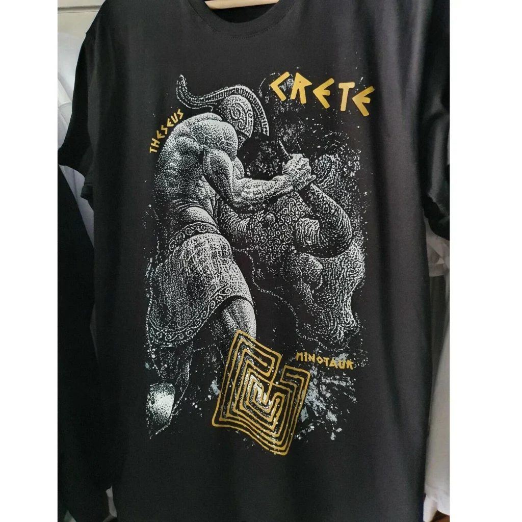 T-shirt grec – Thésée face au Minotaure et labyrinthe antique