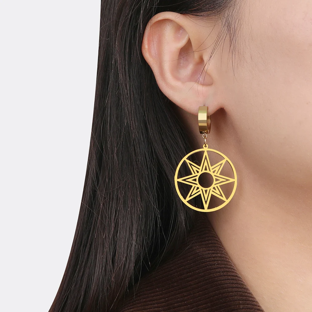 Boucles d’oreilles étoile d’Inanna dorées en acier inoxydable