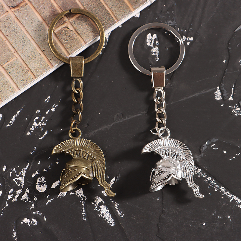 Porte-cles casque spartiate - pendentif grec argente
