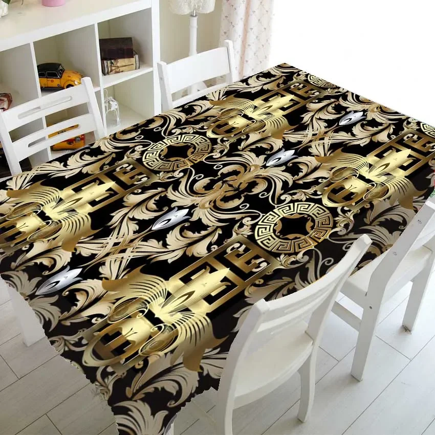 Nappe grecque noire et dorée – arabesques, médaillons et frise antique