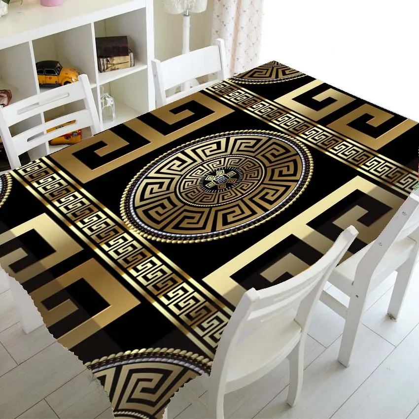 Nappe grecque noire et dorée – méandre antique et médaillon central