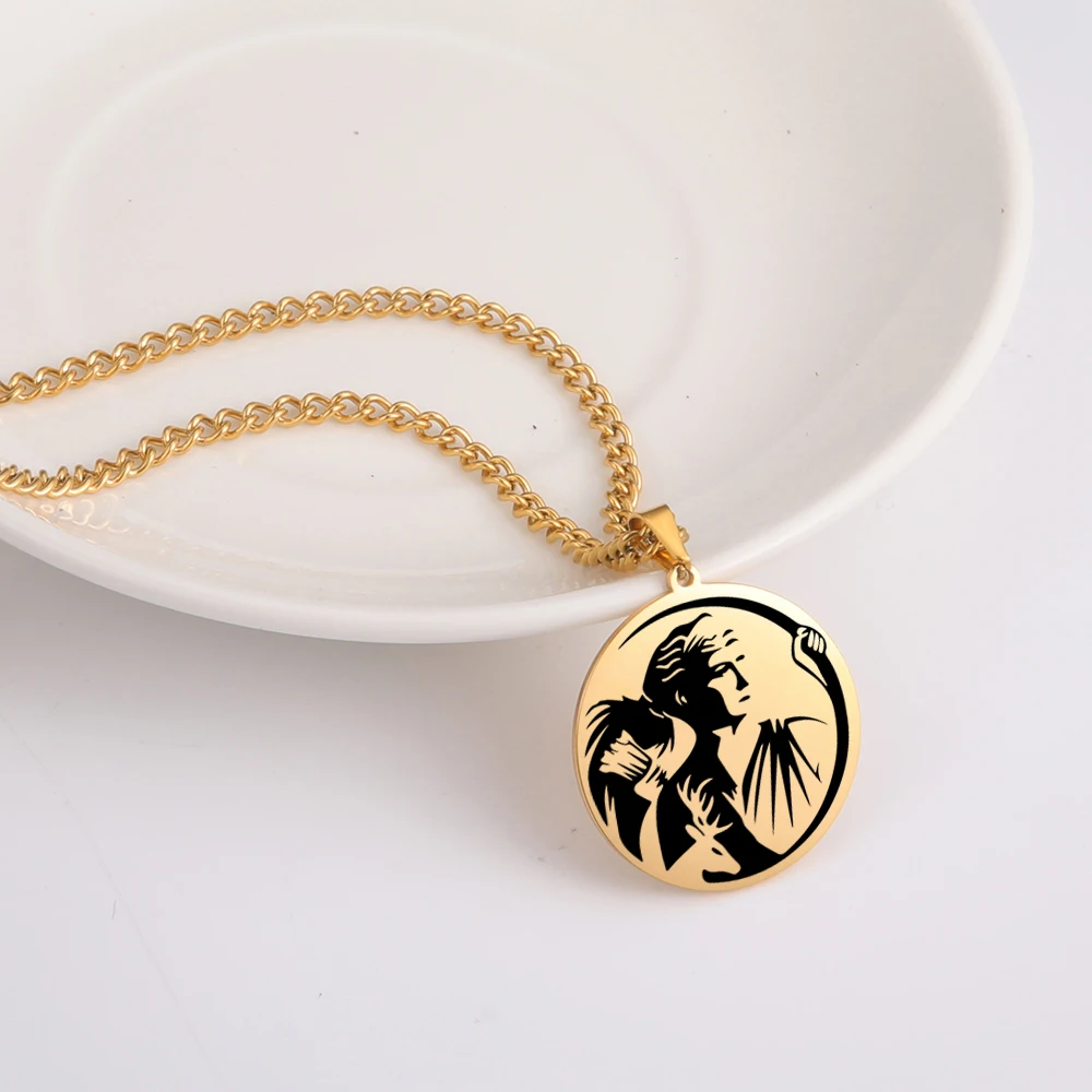 Collier grec Aphrodite doré – médaillon mythologique