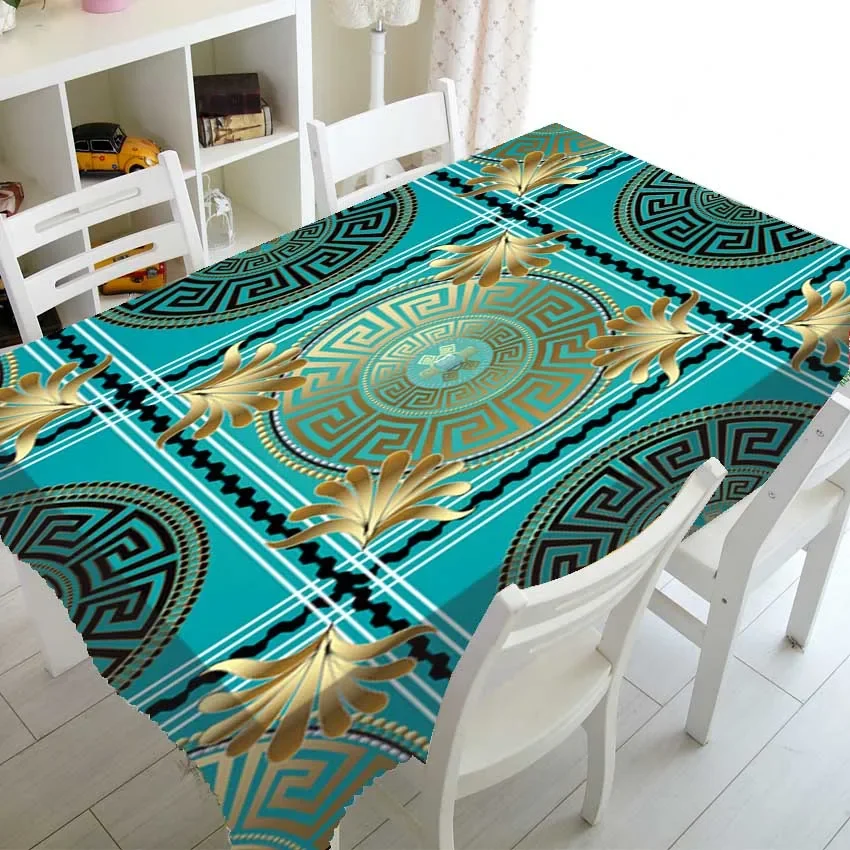 Nappe grecque turquoise et dorée – médaillon central et frises antiques