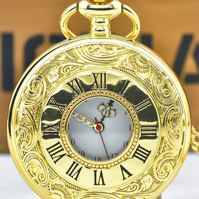 Montre gousset dorée à chiffres romains