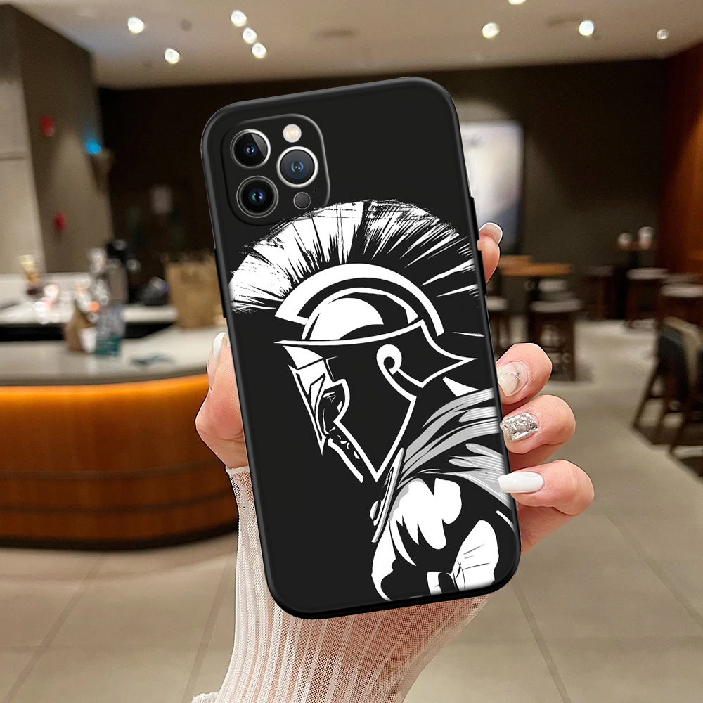 Coque de téléphone spartiate noire et blanche avec casque grec