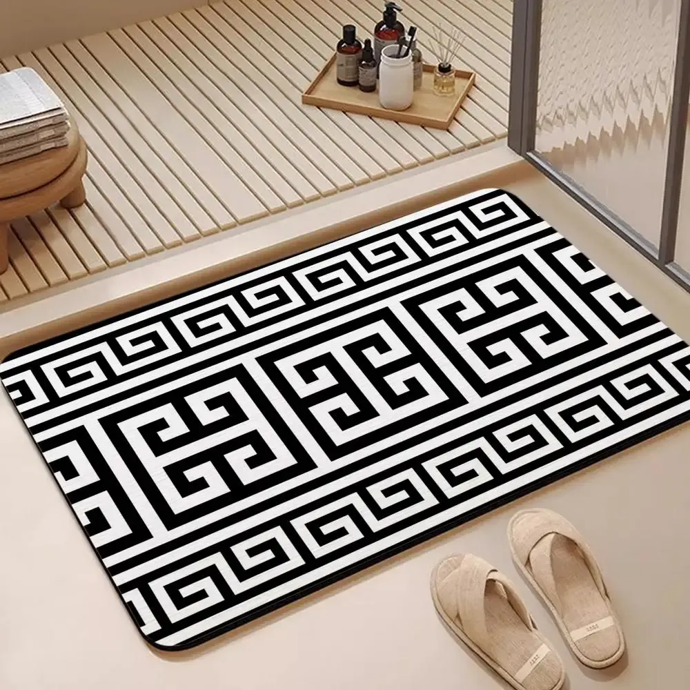 Tapis de bain grec noir et blanc – motif clé grecque