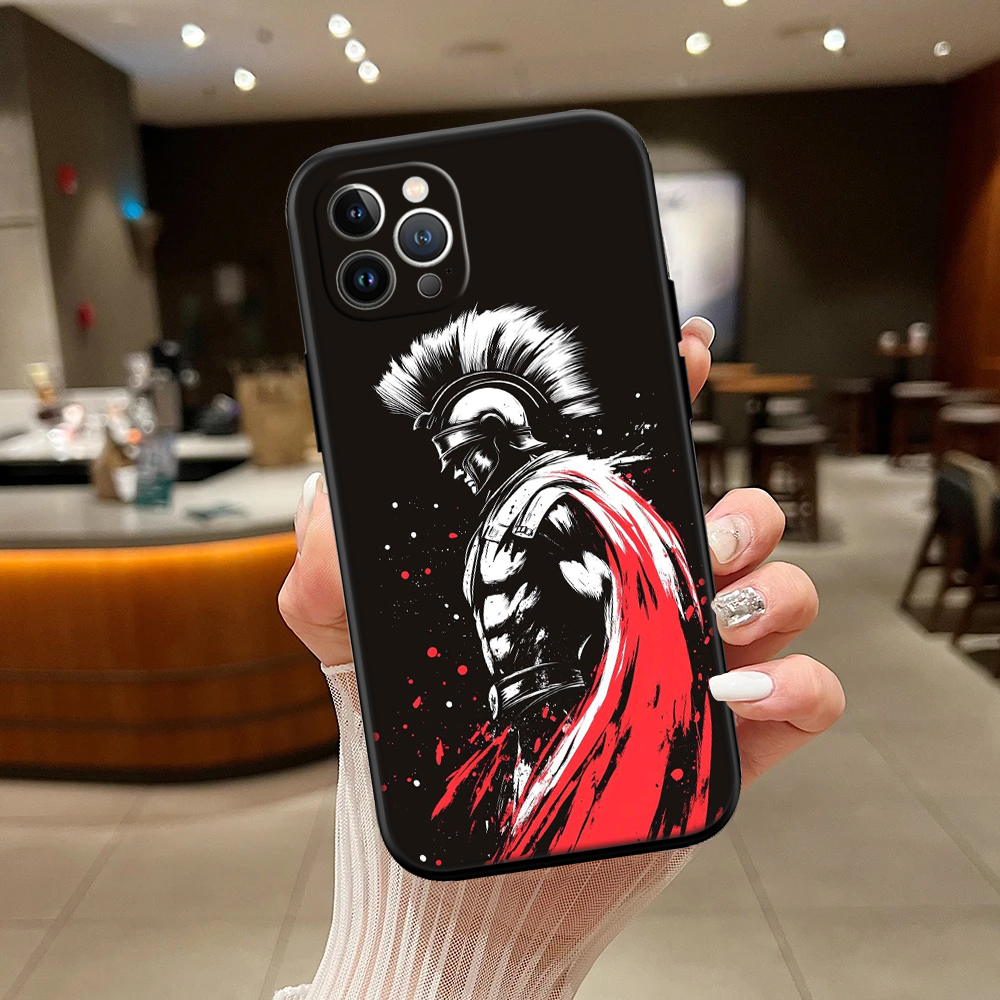 Coque de téléphone avec guerrier spartiate et cape rouge